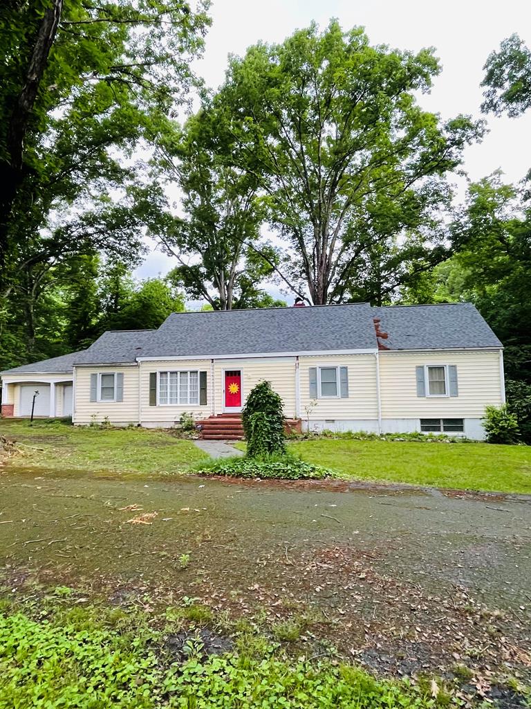 1036 Virginia Avenue Property Photo 1