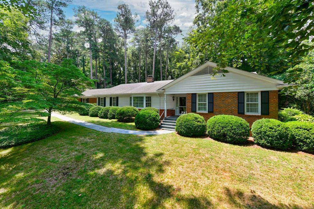 225 Bellwood Lane Property Photo 1