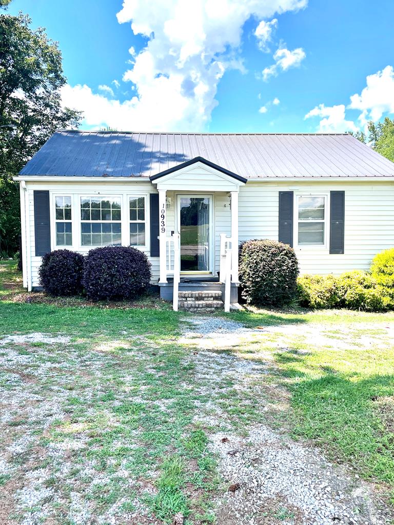 10939 Skipwith Road Property Photo 1