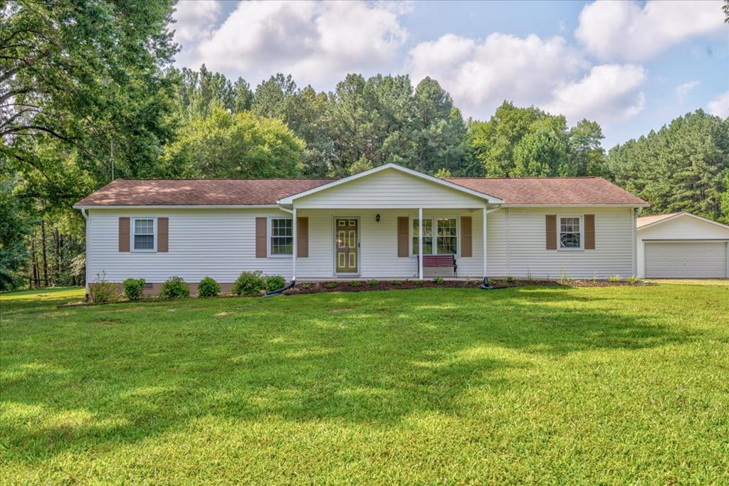 388 E Hightower Road Property Photo 1
