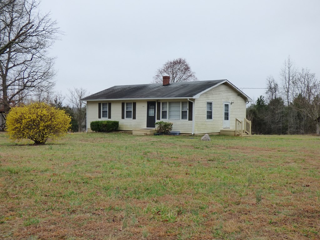 2052 Chisolm Trail Property Photo 5