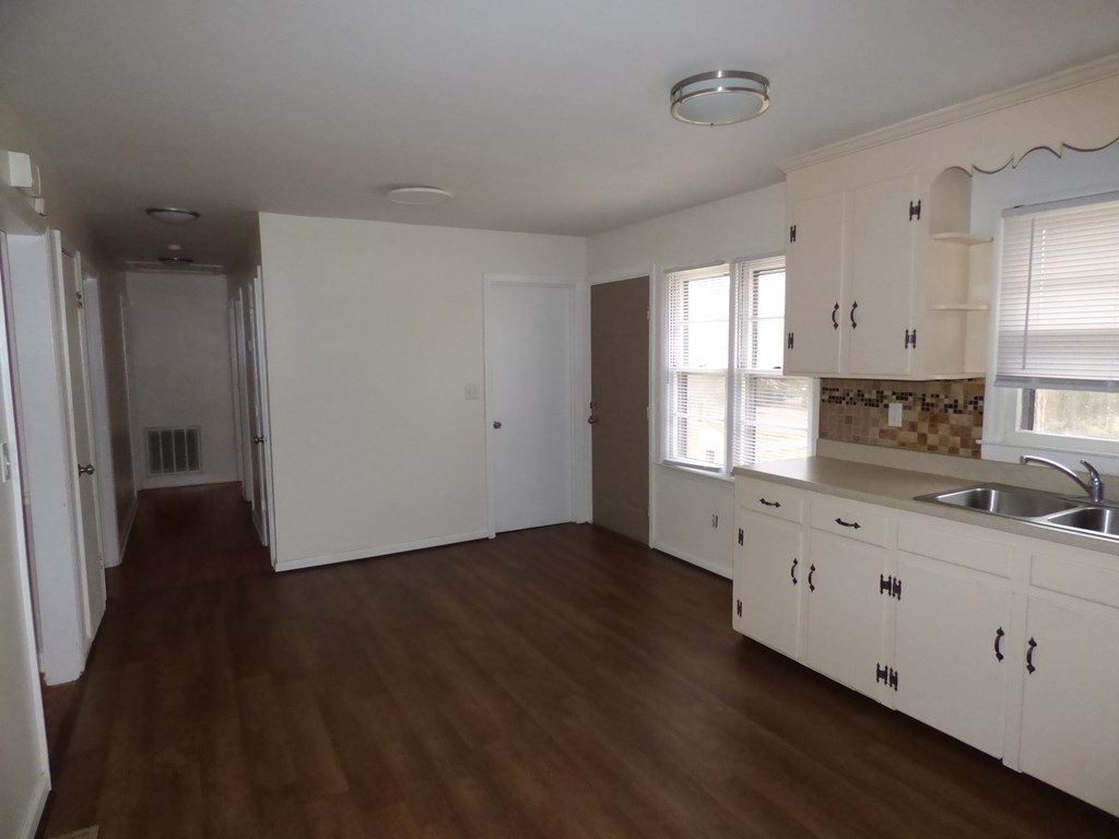 2052 Chisolm Trail Property Photo 26