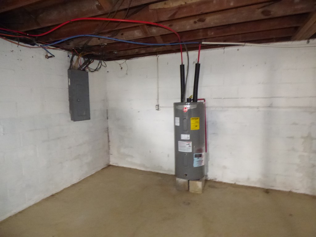 2052 Chisolm Trail Property Photo 36