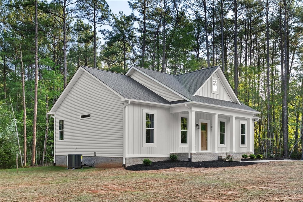 136 Hicks Drive Property Photo 3