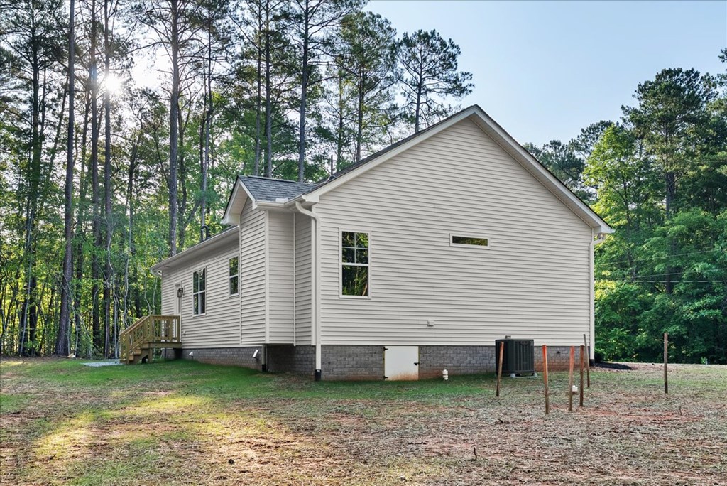 136 Hicks Drive Property Photo 4