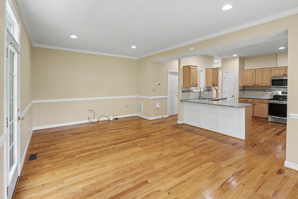 600 Edgewood Circle Property Photo 9