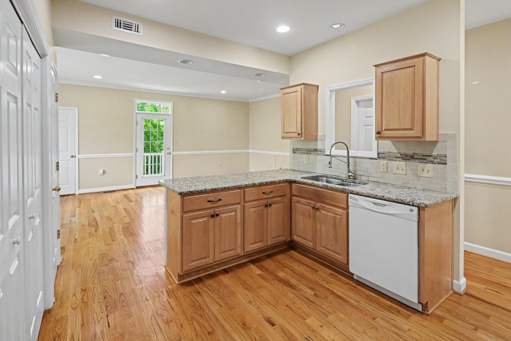 600 Edgewood Circle Property Photo 11