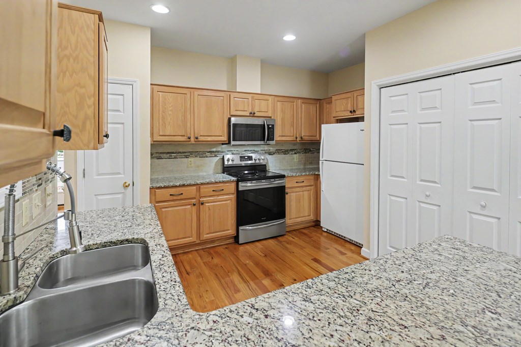 600 Edgewood Circle Property Photo 12