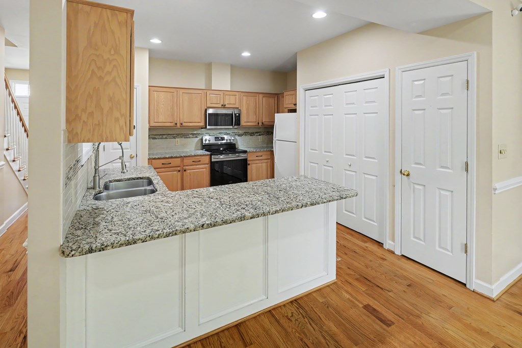 600 Edgewood Circle Property Photo 16