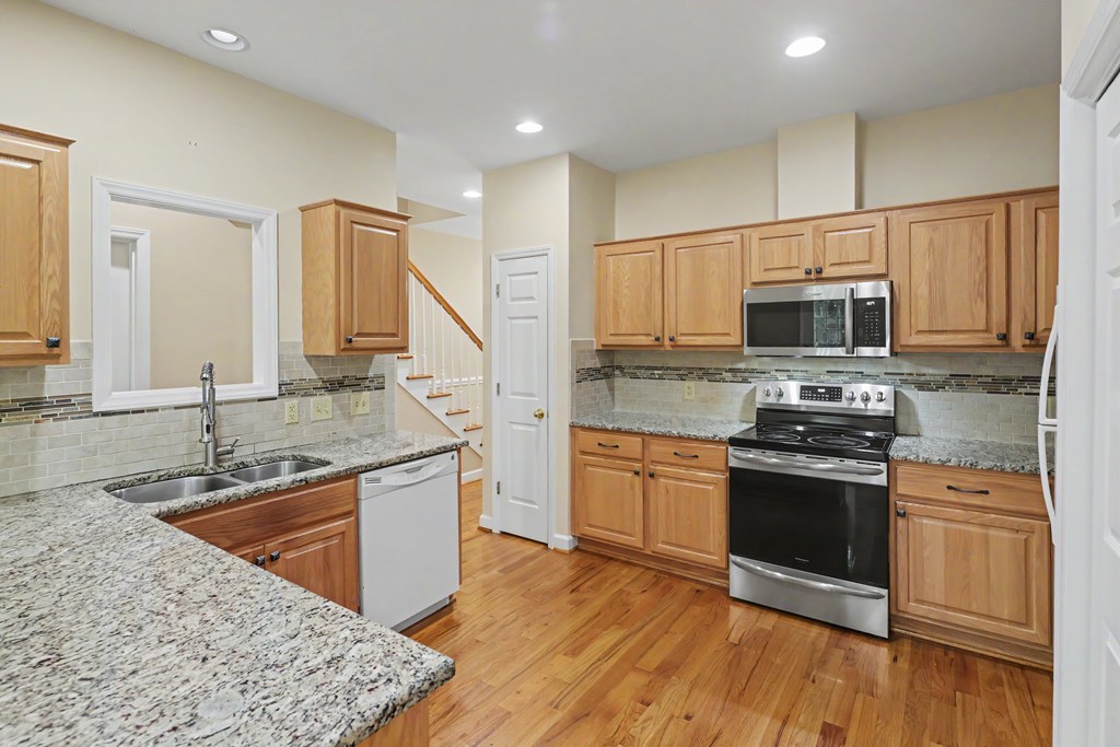 600 Edgewood Circle Property Photo 17