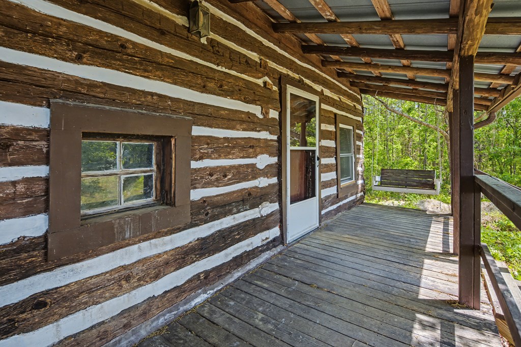 1141 Duck Trail Property Photo 3