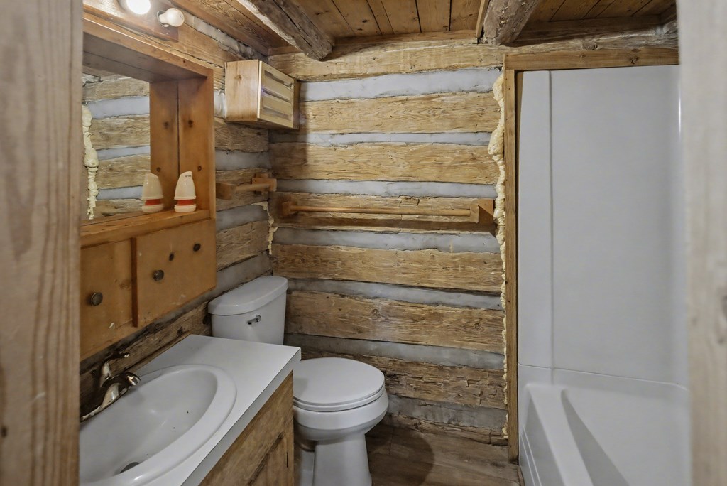 1141 Duck Trail Property Photo 7