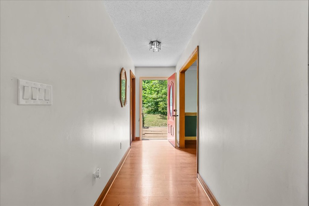 112 Poplar Creek Street Property Photo 16