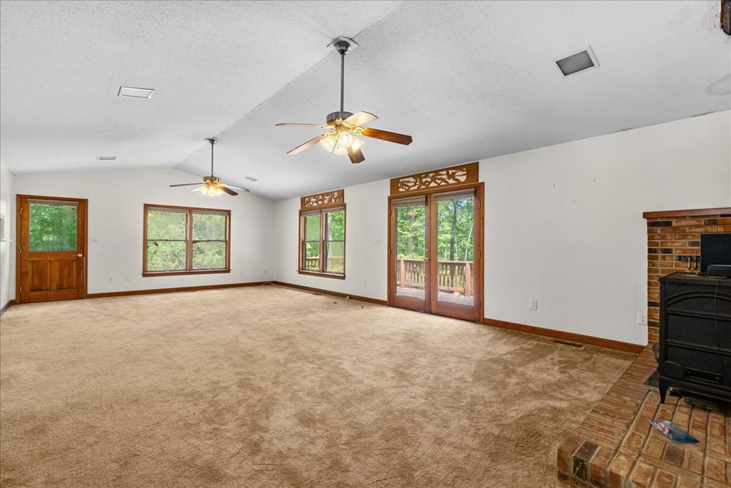 112 Poplar Creek Street Property Photo 17