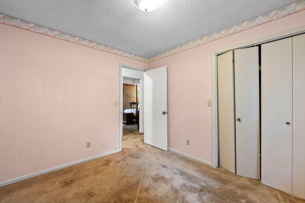 243 Craddock Street Property Photo 13