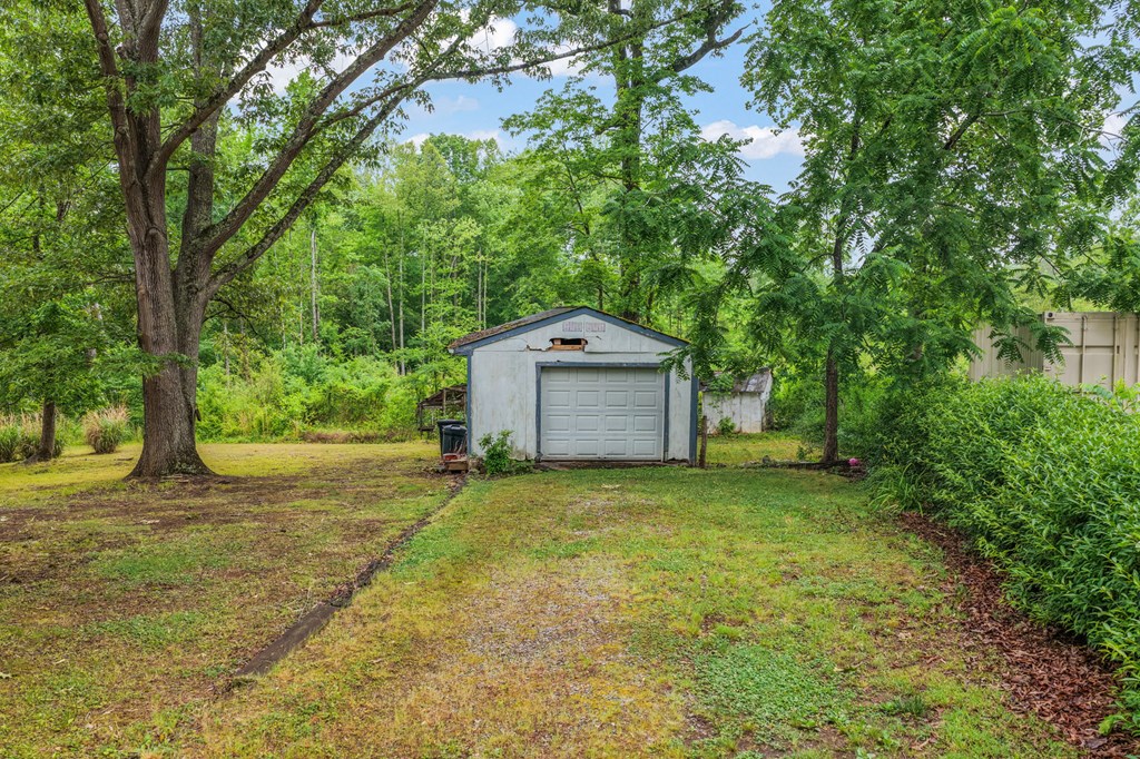 243 Craddock Street Property Photo 20