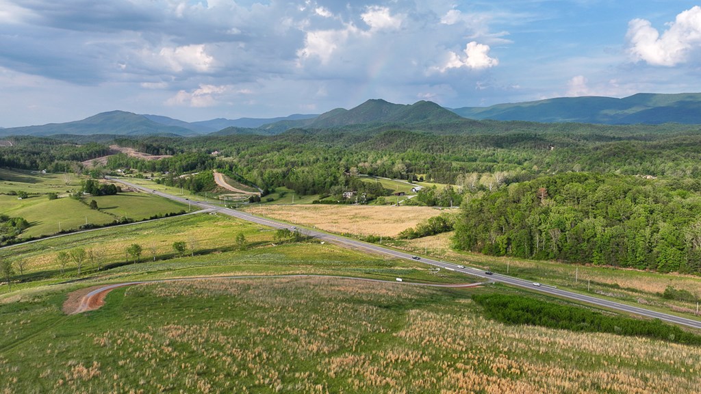 Uc001 Botetourt Road Property Photo 15