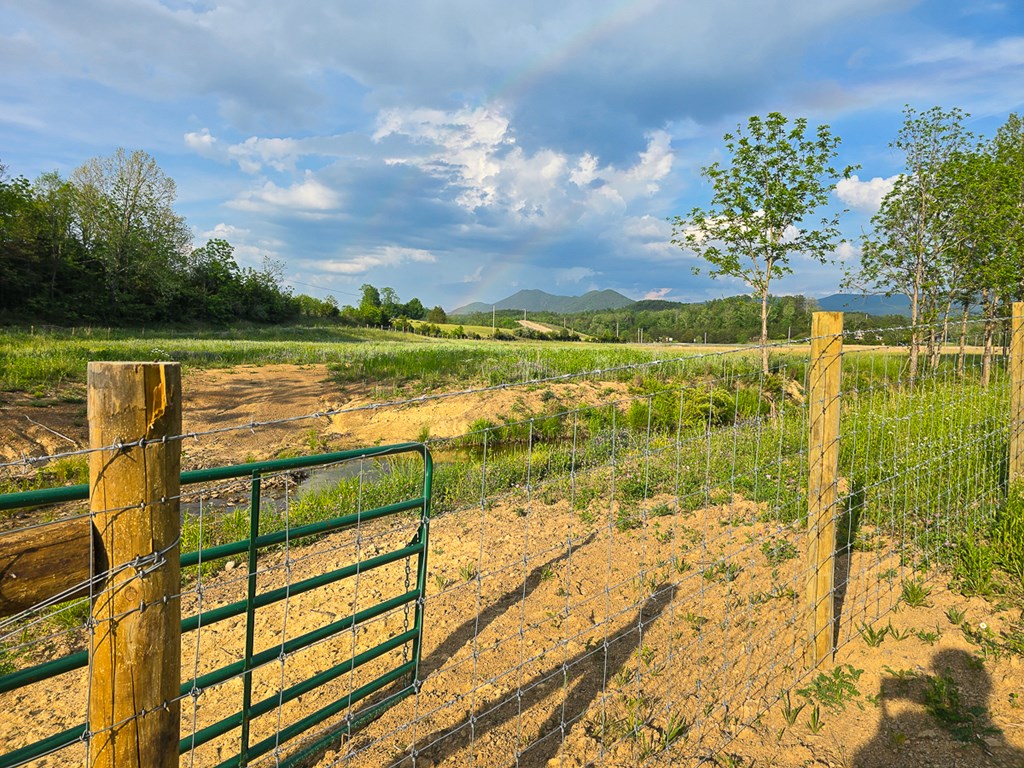 Uc001 Botetourt Road Property Photo 18