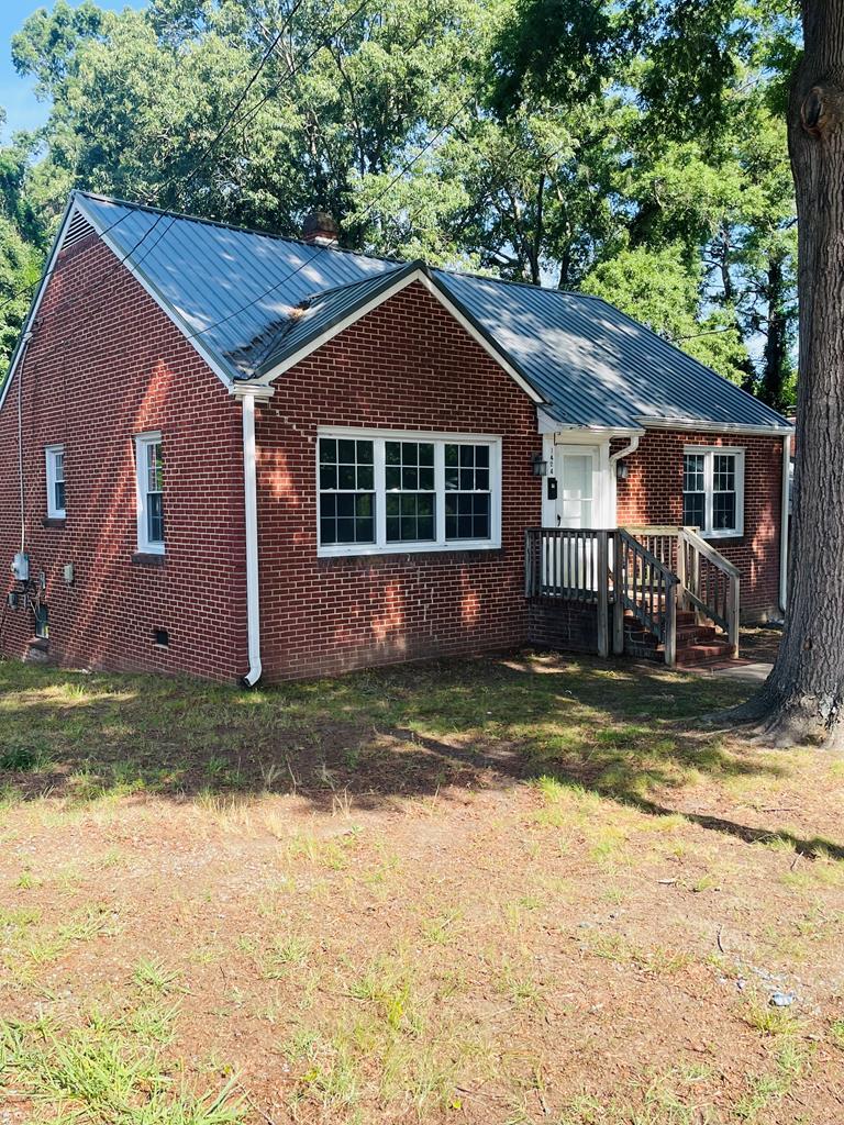 1424 Washington Avenue Property Photo 1