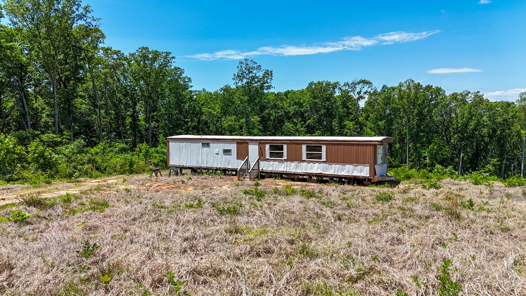 1752 Laconia Road Property Photo 13