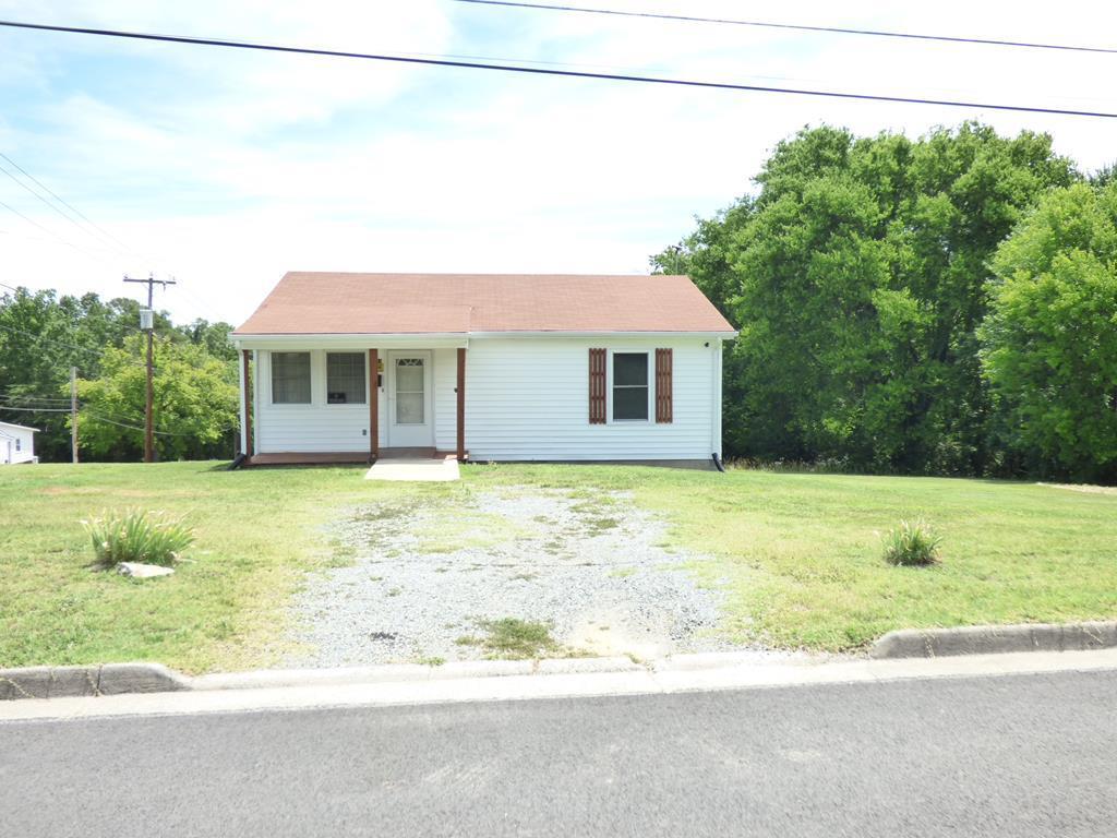 223 Lomax Avenue Property Photo 1