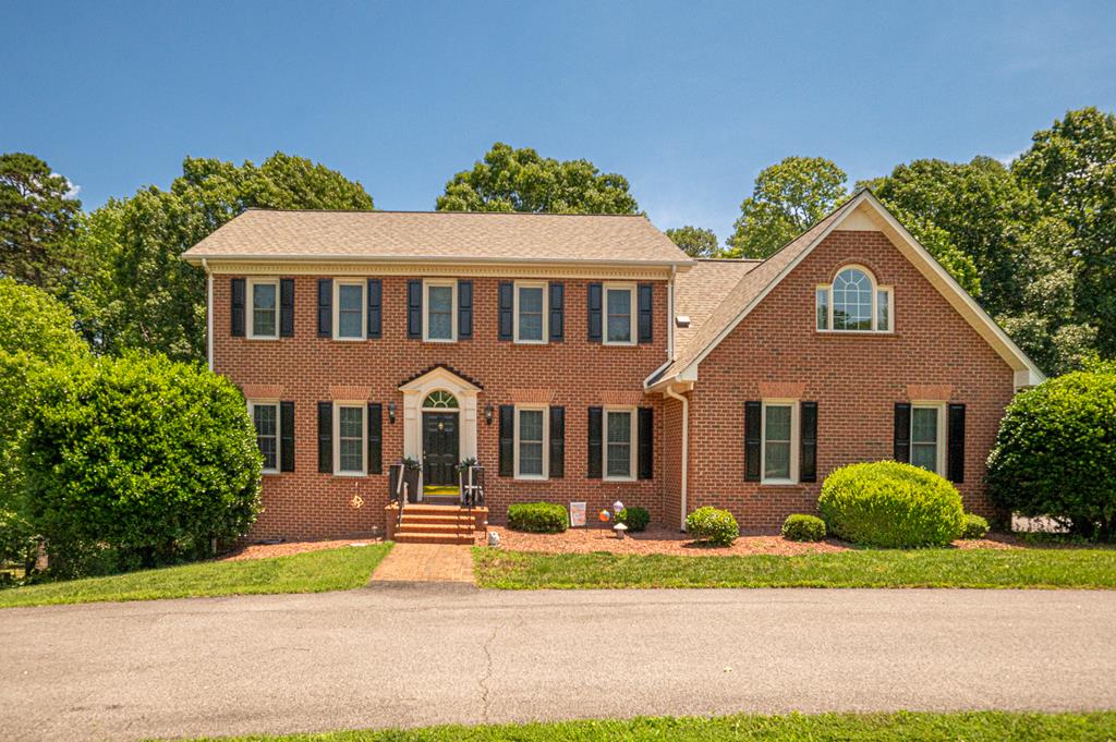 1092 Brook Run Property Photo 1