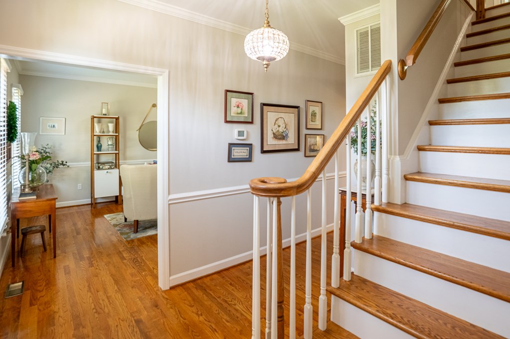 1092 Brook Run Property Photo 15