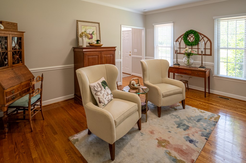 1092 Brook Run Property Photo 17