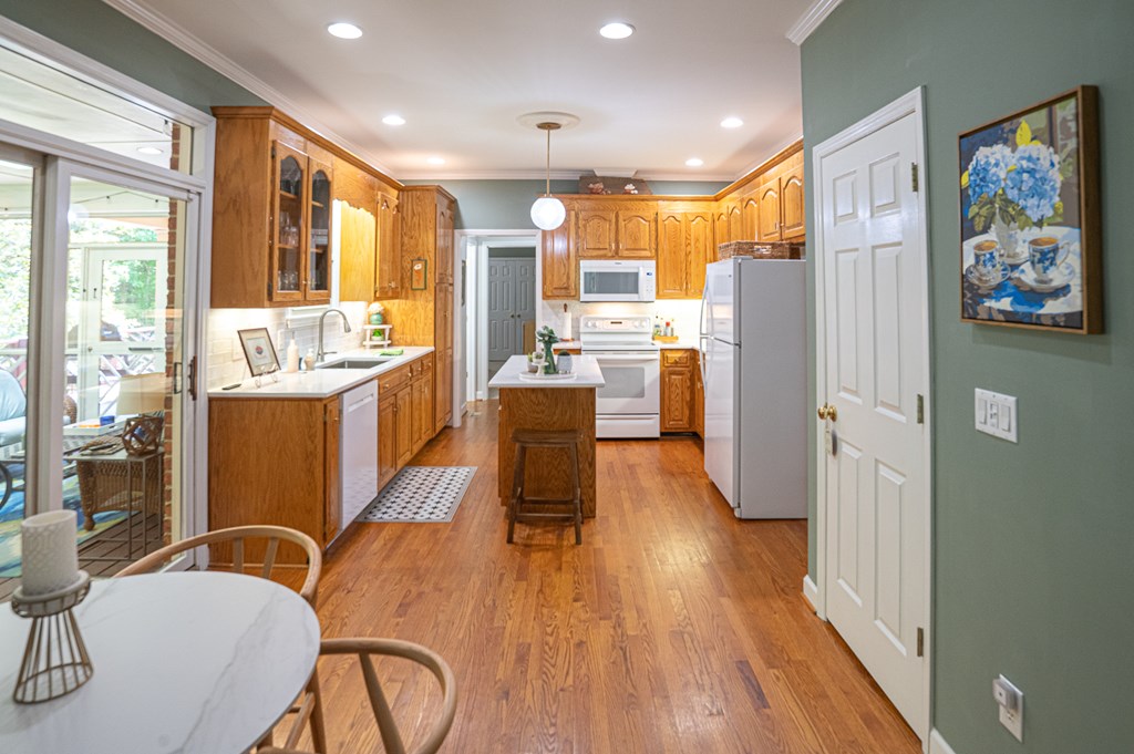 1092 Brook Run Property Photo 28