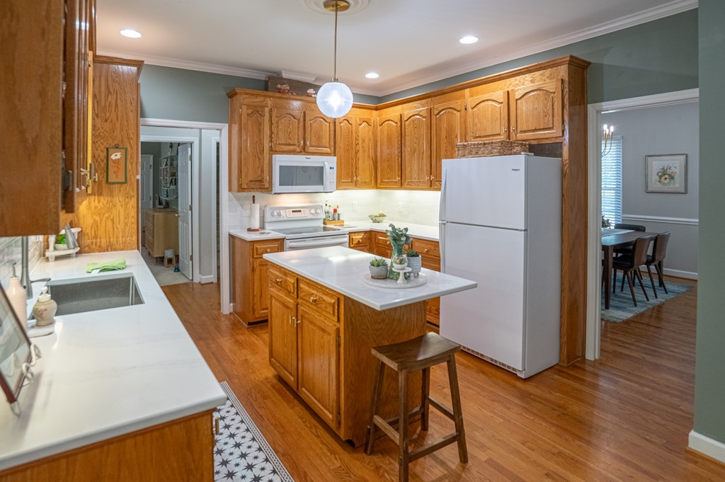 1092 Brook Run Property Photo 30