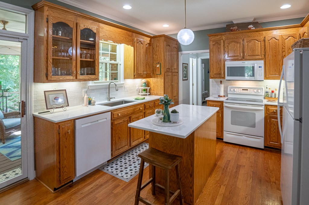 1092 Brook Run Property Photo 31