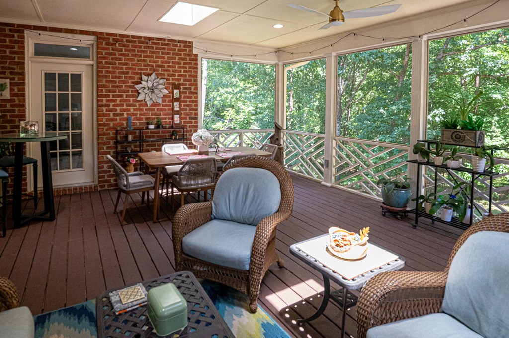 1092 Brook Run Property Photo 104