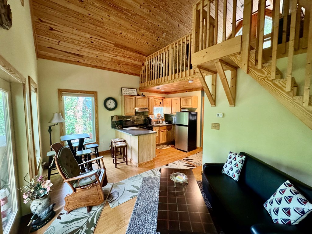 72 Pocahantas Lane Property Photo 7