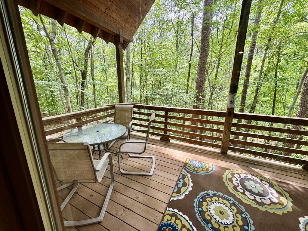 72 Pocahantas Lane Property Photo 12