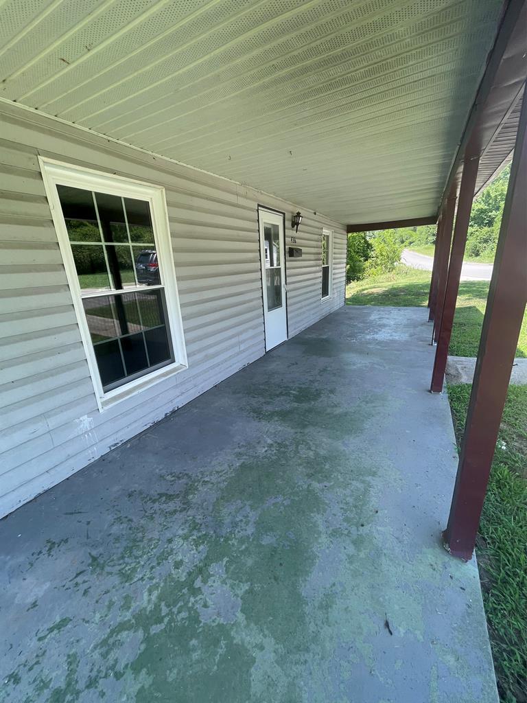 436 Summit Drive Property Photo 2
