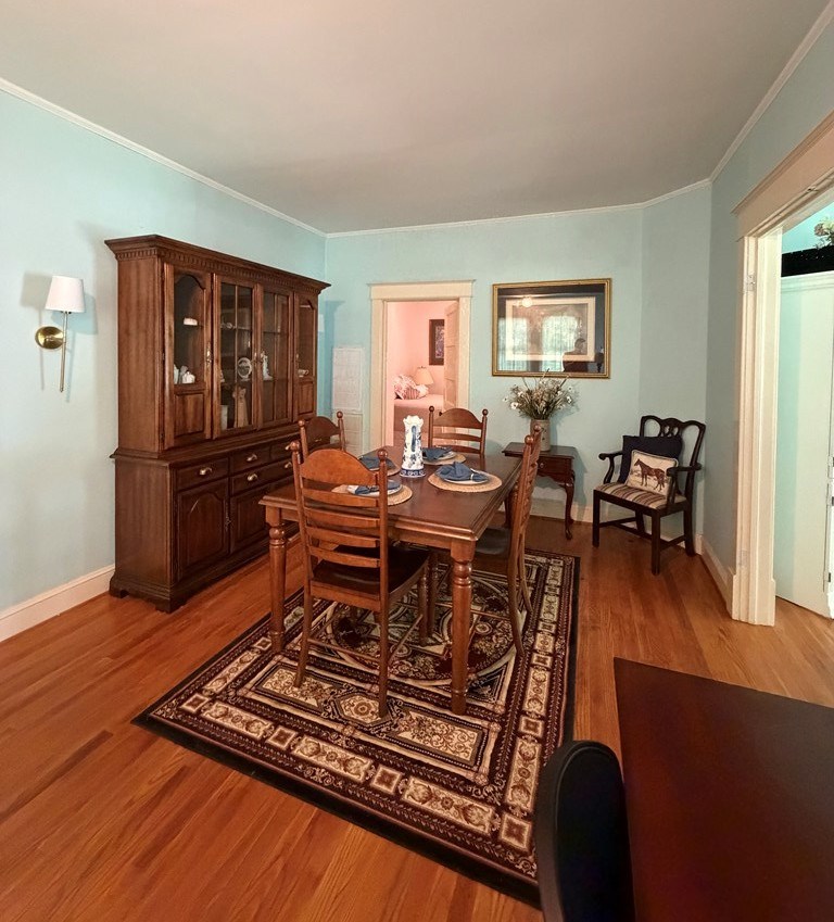 455 Osborne Street Property Photo 6