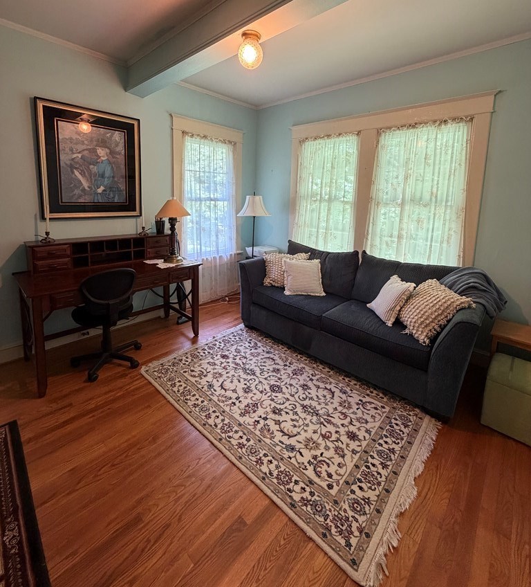 455 Osborne Street Property Photo 7