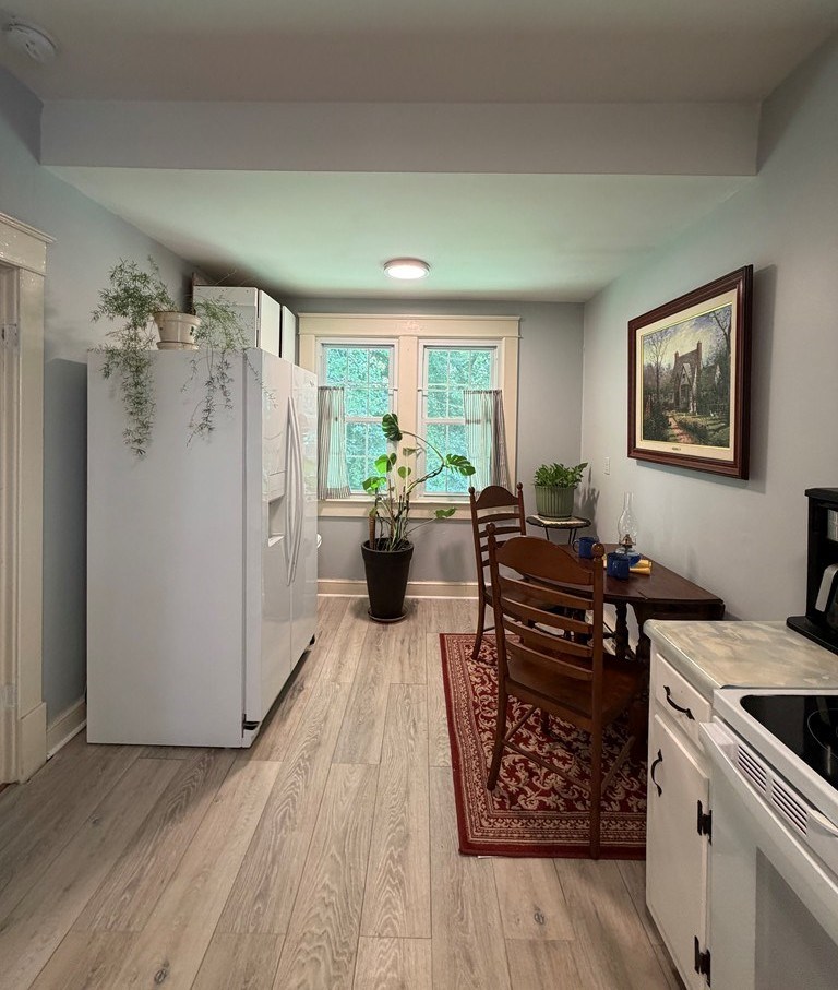 455 Osborne Street Property Photo 13
