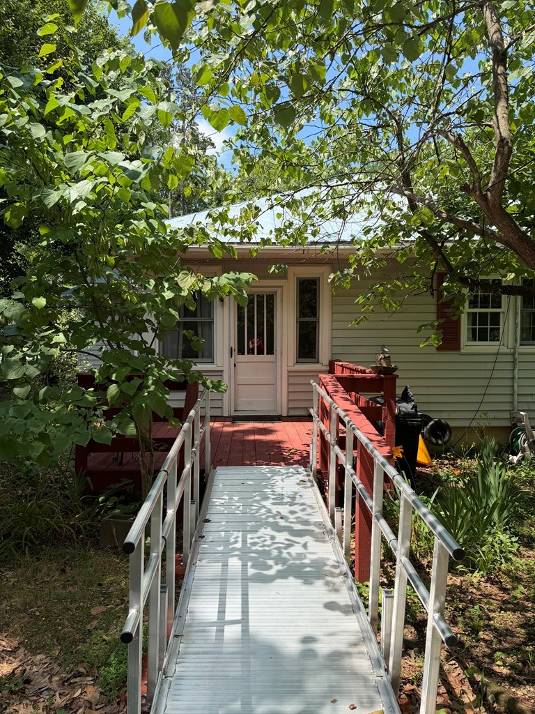 455 Osborne Street Property Photo 26