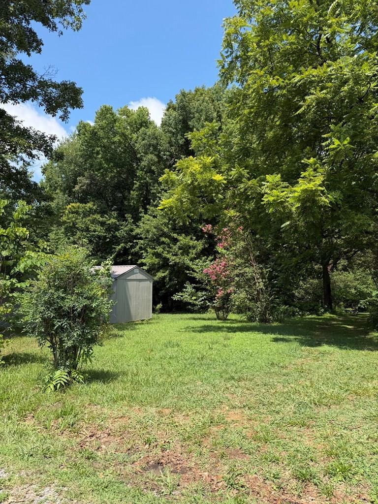 455 Osborne Street Property Photo 32
