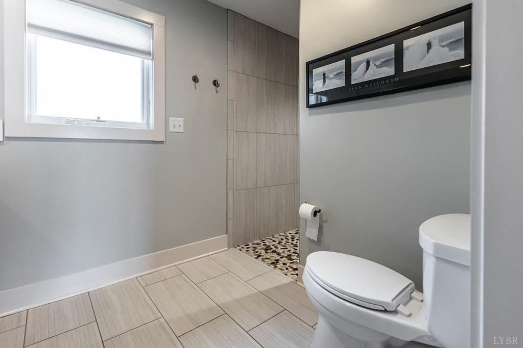 1370 Out Of Area Property Photo 45