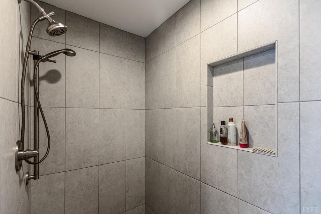 1370 Out Of Area Property Photo 68