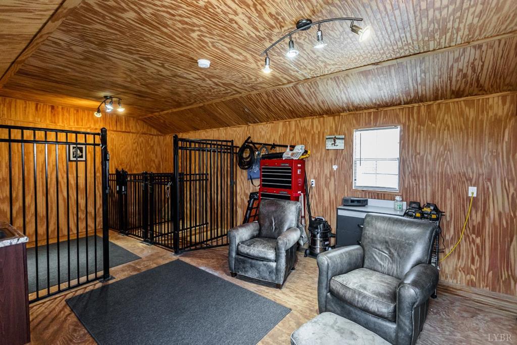 1370 Out Of Area Property Photo 71