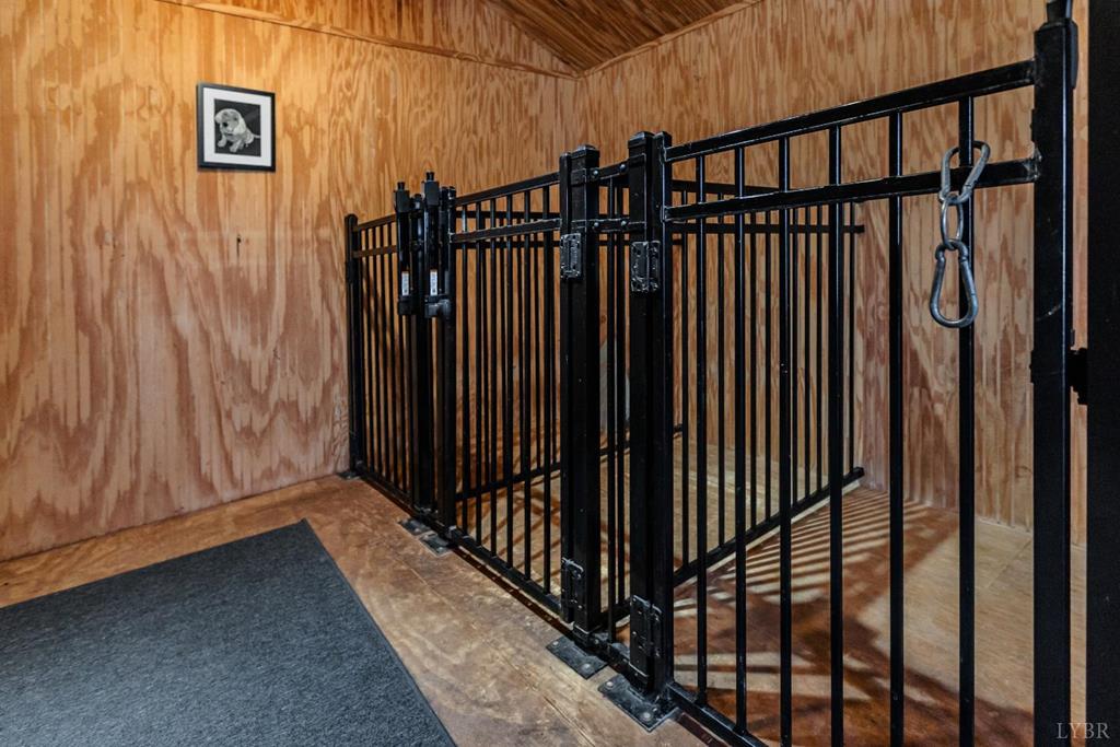 1370 Out Of Area Property Photo 73