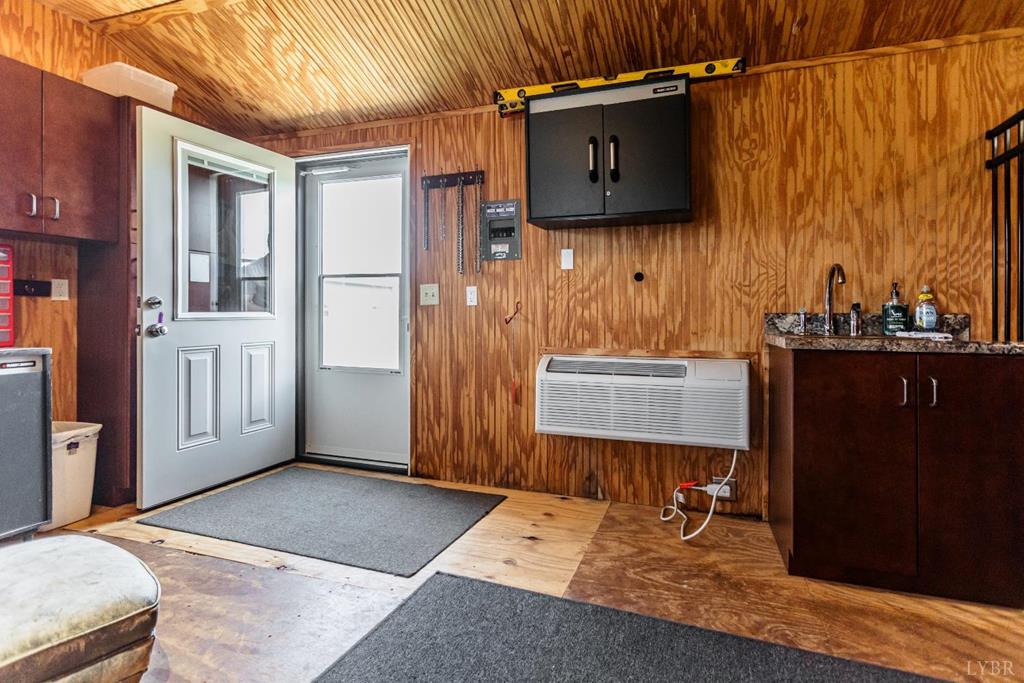 1370 Out Of Area Property Photo 75