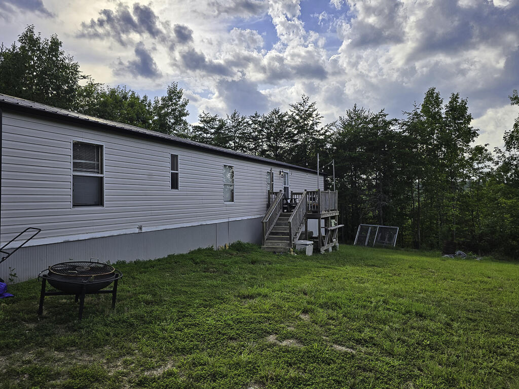 335 Bryant Hollow Road Property Photo 3