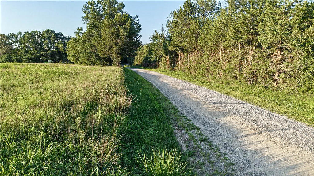 1116 Wheatland Road Property Photo 20