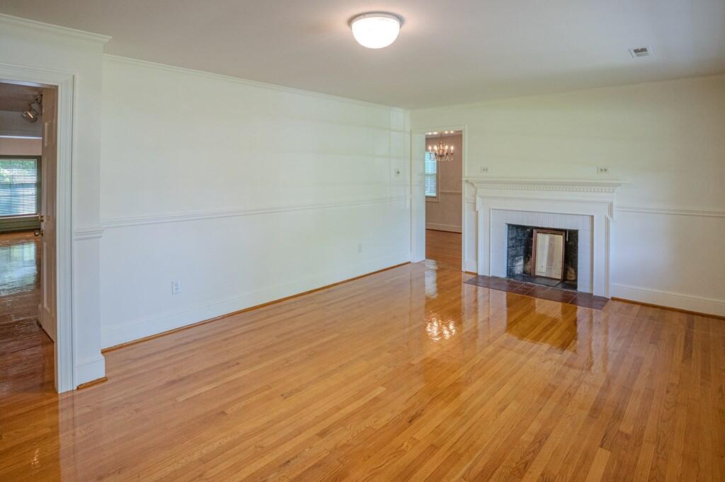 1088 Golf Course Road Property Photo 7