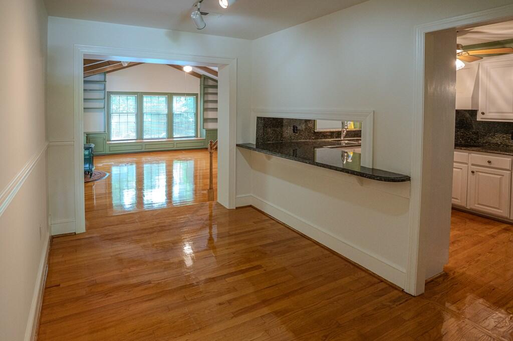 1088 Golf Course Road Property Photo 13