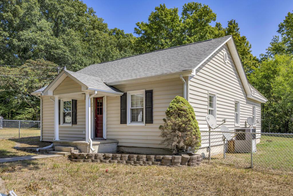 2013 Old Cluster Springs Road Property Photo 1
